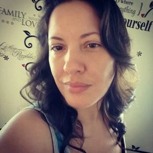 Meet your Posher, Melissa